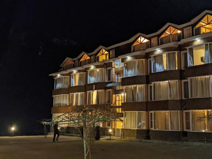 The Quiet Resort Pahalgam Bagian luar foto