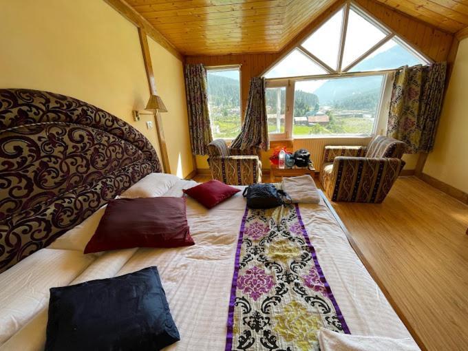 The Quiet Resort Pahalgam Bagian luar foto