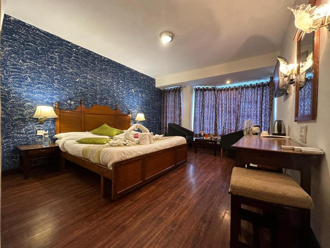 The Quiet Resort Pahalgam Bagian luar foto