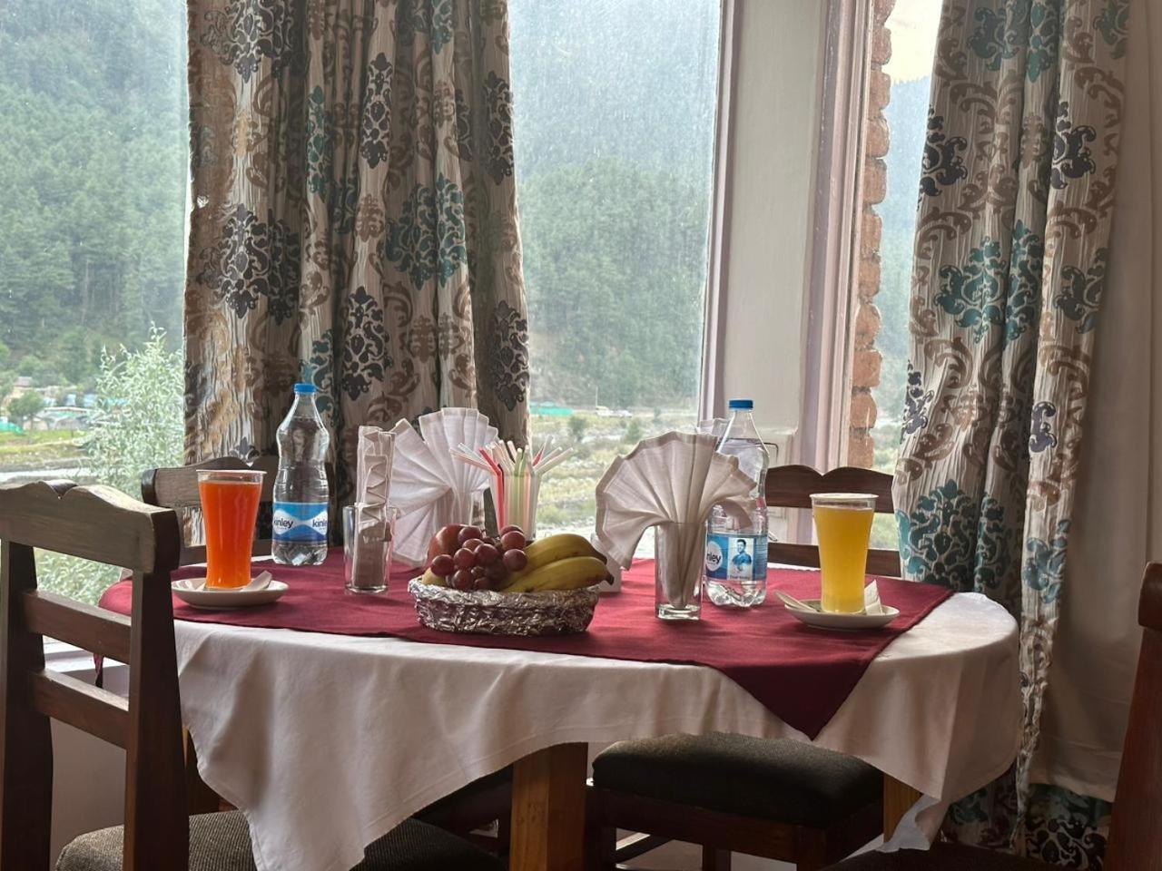 The Quiet Resort Pahalgam Bagian luar foto